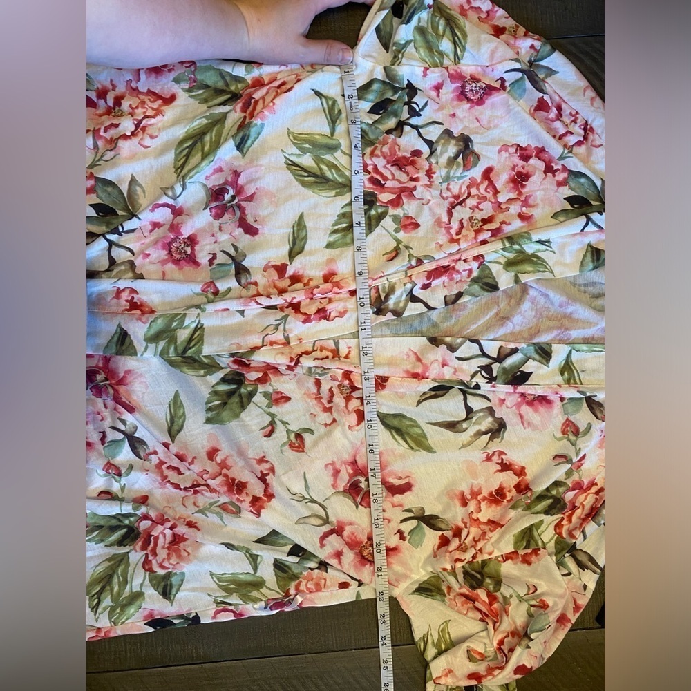 Show Me Your Mumu floral robe - Picture 6 of 8